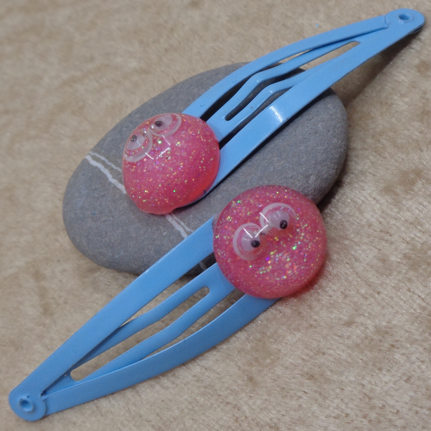 Monster Eyes Hair Clips - Image 5