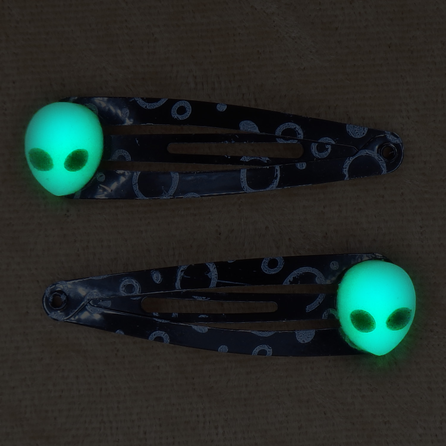 Alien Hair Clips